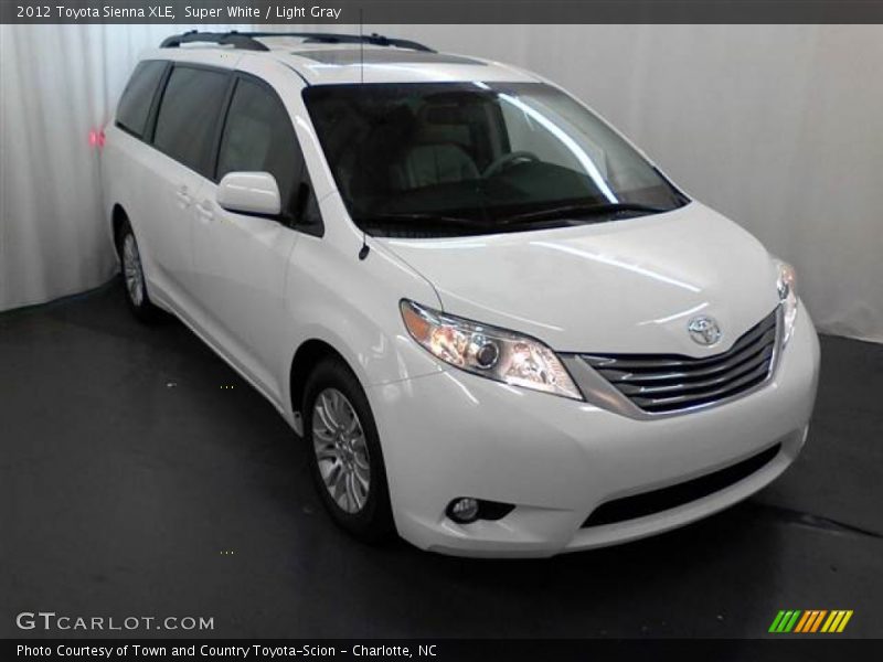 Super White / Light Gray 2012 Toyota Sienna XLE