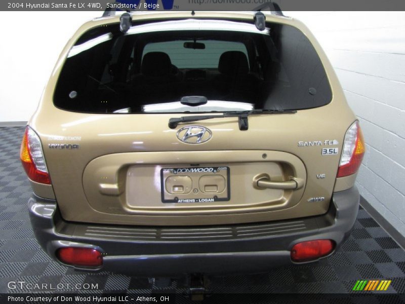 Sandstone / Beige 2004 Hyundai Santa Fe LX 4WD