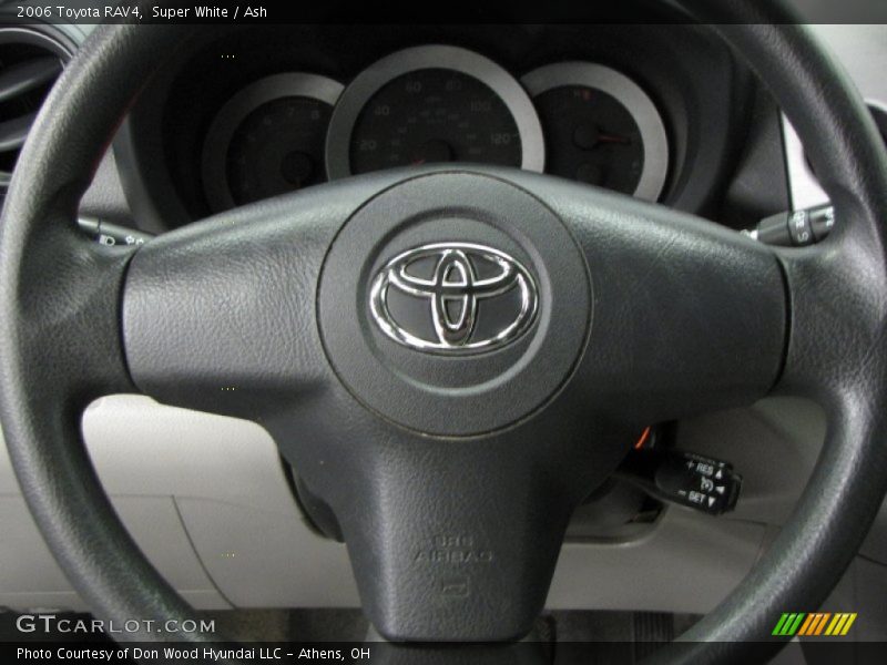 Super White / Ash 2006 Toyota RAV4