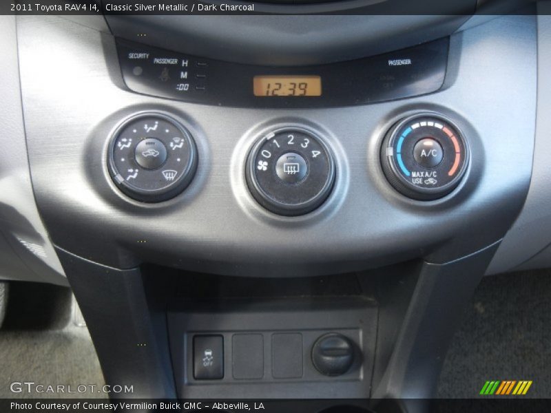 Classic Silver Metallic / Dark Charcoal 2011 Toyota RAV4 I4