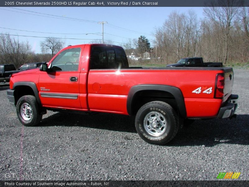 Victory Red / Dark Charcoal 2005 Chevrolet Silverado 2500HD LS Regular Cab 4x4