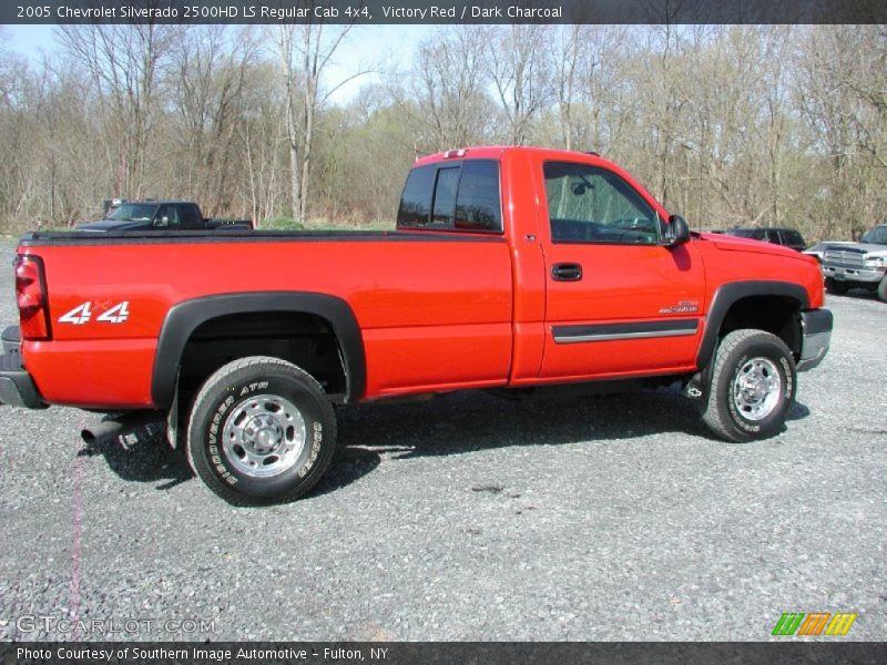 Victory Red / Dark Charcoal 2005 Chevrolet Silverado 2500HD LS Regular Cab 4x4