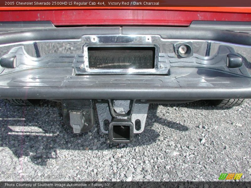 Victory Red / Dark Charcoal 2005 Chevrolet Silverado 2500HD LS Regular Cab 4x4