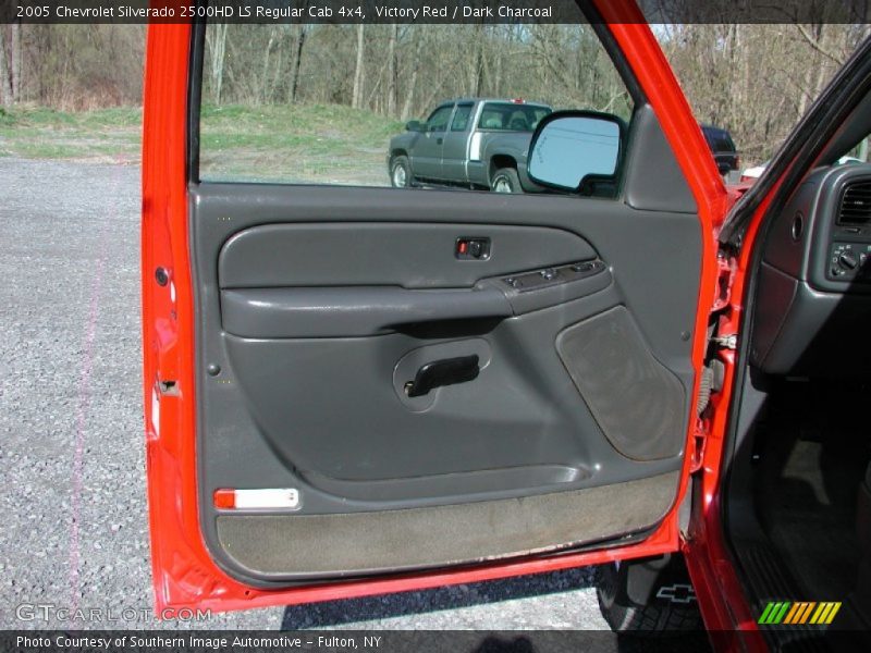 Victory Red / Dark Charcoal 2005 Chevrolet Silverado 2500HD LS Regular Cab 4x4