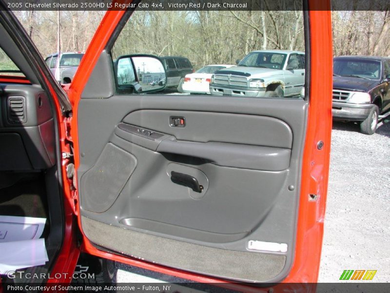 Victory Red / Dark Charcoal 2005 Chevrolet Silverado 2500HD LS Regular Cab 4x4