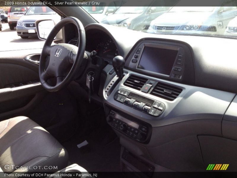 Silver Pearl Metallic / Gray 2009 Honda Odyssey EX-L
