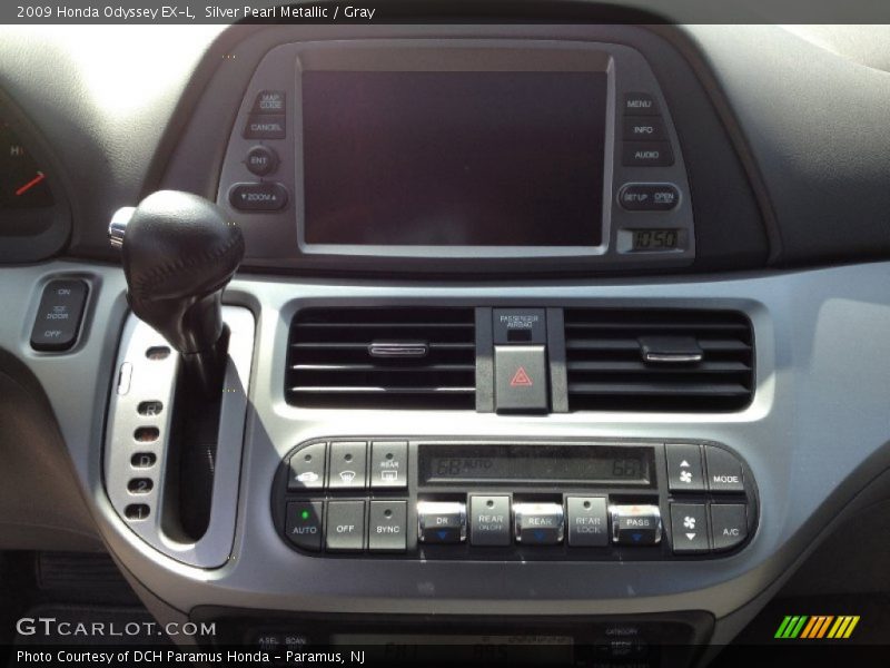 Silver Pearl Metallic / Gray 2009 Honda Odyssey EX-L