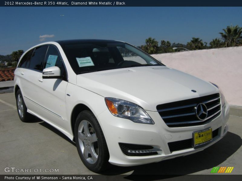 Diamond White Metallic / Black 2012 Mercedes-Benz R 350 4Matic