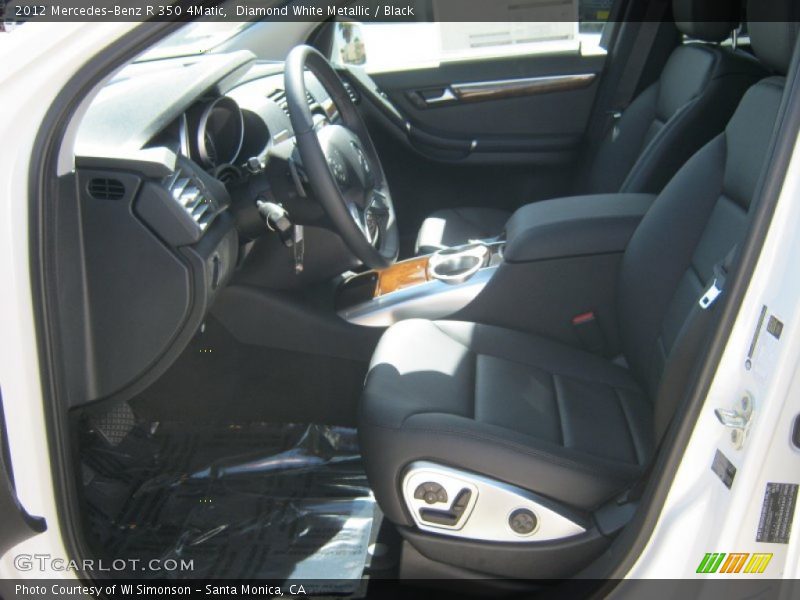 Diamond White Metallic / Black 2012 Mercedes-Benz R 350 4Matic