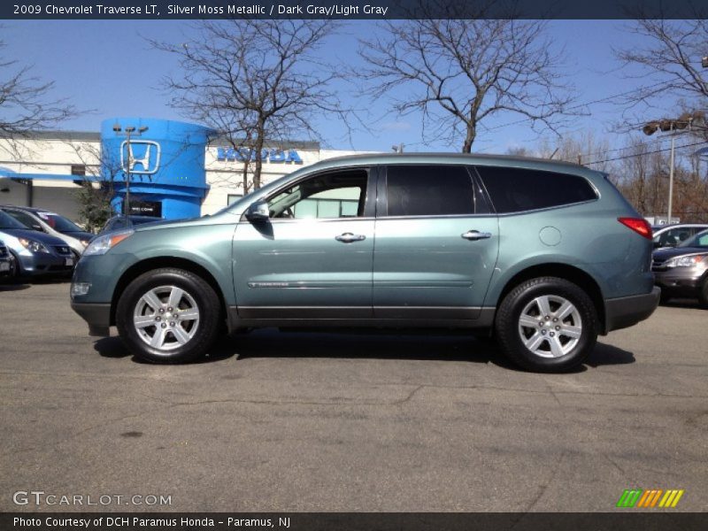  2009 Traverse LT Silver Moss Metallic