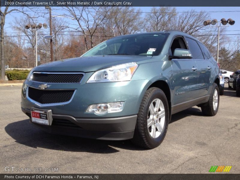 Silver Moss Metallic / Dark Gray/Light Gray 2009 Chevrolet Traverse LT