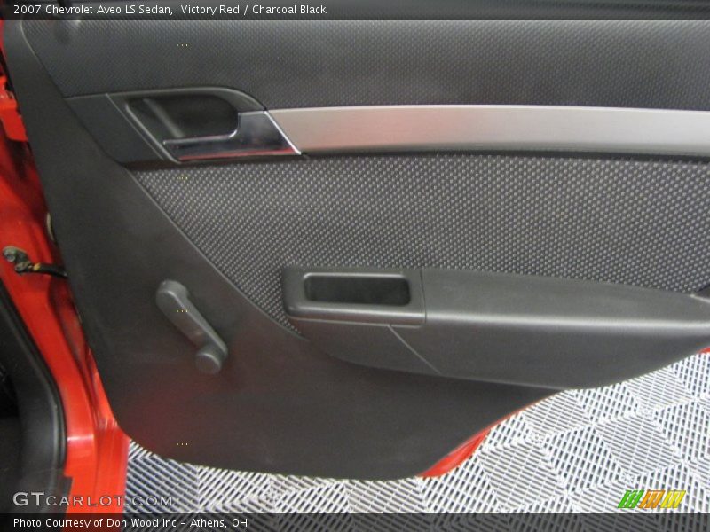 Victory Red / Charcoal Black 2007 Chevrolet Aveo LS Sedan