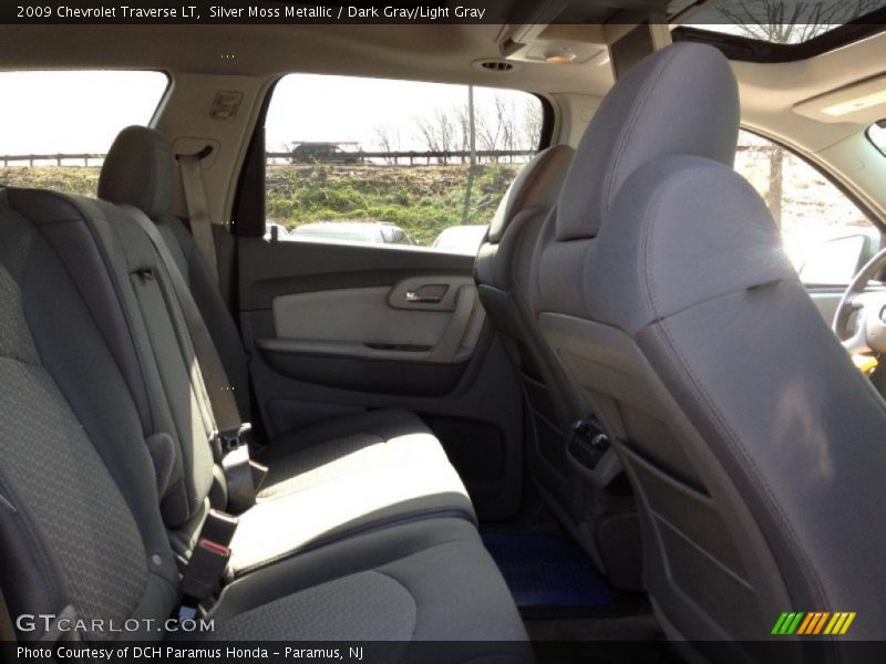 Silver Moss Metallic / Dark Gray/Light Gray 2009 Chevrolet Traverse LT