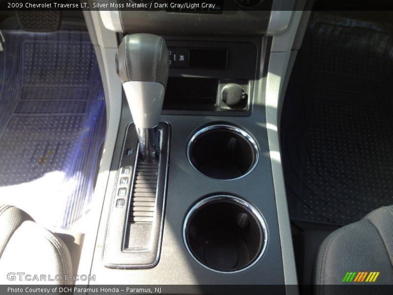 Silver Moss Metallic / Dark Gray/Light Gray 2009 Chevrolet Traverse LT