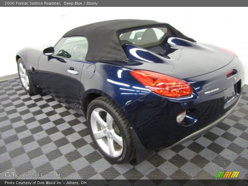 Deep Blue / Ebony 2006 Pontiac Solstice Roadster