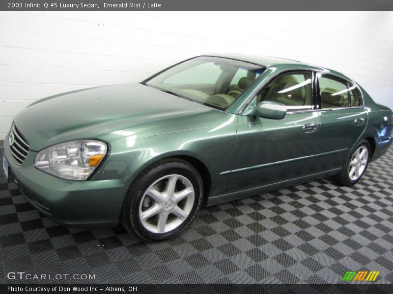 Front 3/4 View of 2003 Q 45 Luxury Sedan