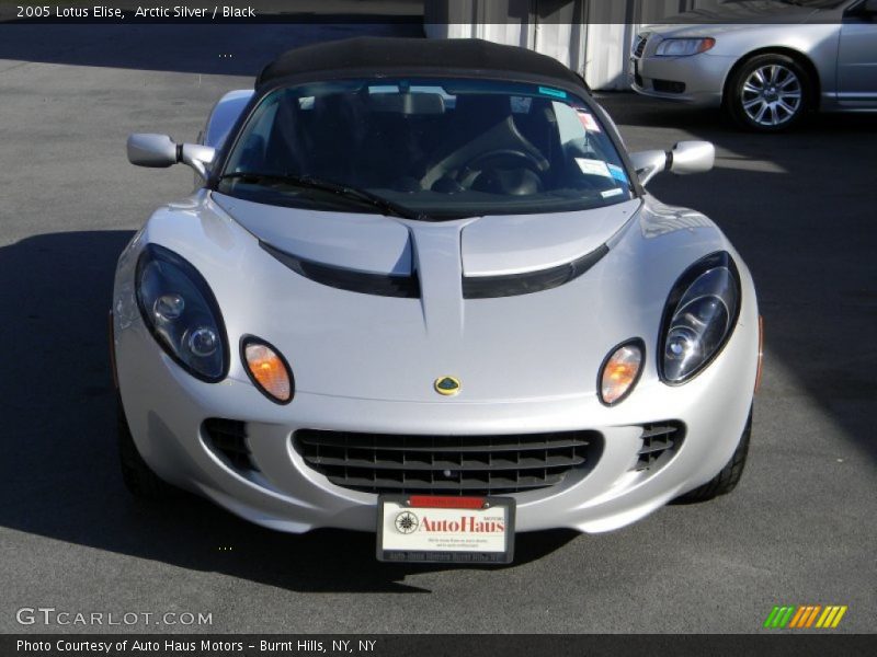 Arctic Silver / Black 2005 Lotus Elise