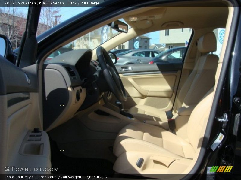 Black / Pure Beige 2005 Volkswagen Jetta 2.5 Sedan