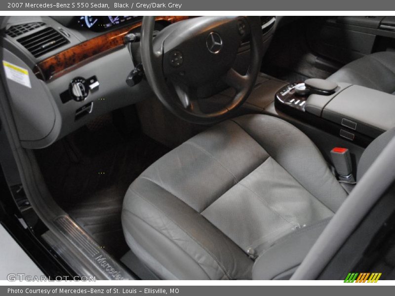 Black / Grey/Dark Grey 2007 Mercedes-Benz S 550 Sedan