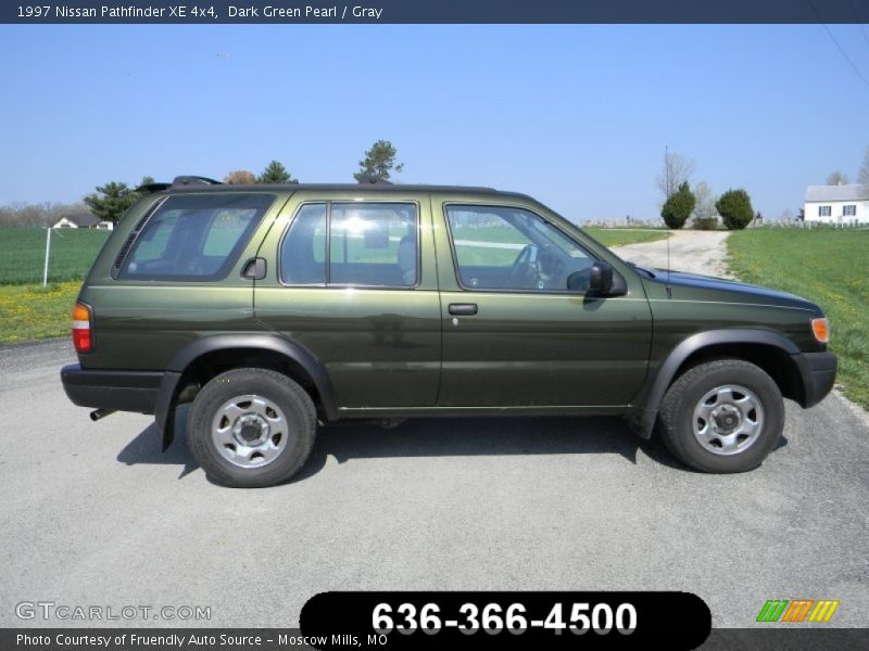 Dark Green Pearl / Gray 1997 Nissan Pathfinder XE 4x4