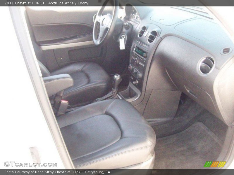 Arctic Ice White / Ebony 2011 Chevrolet HHR LT