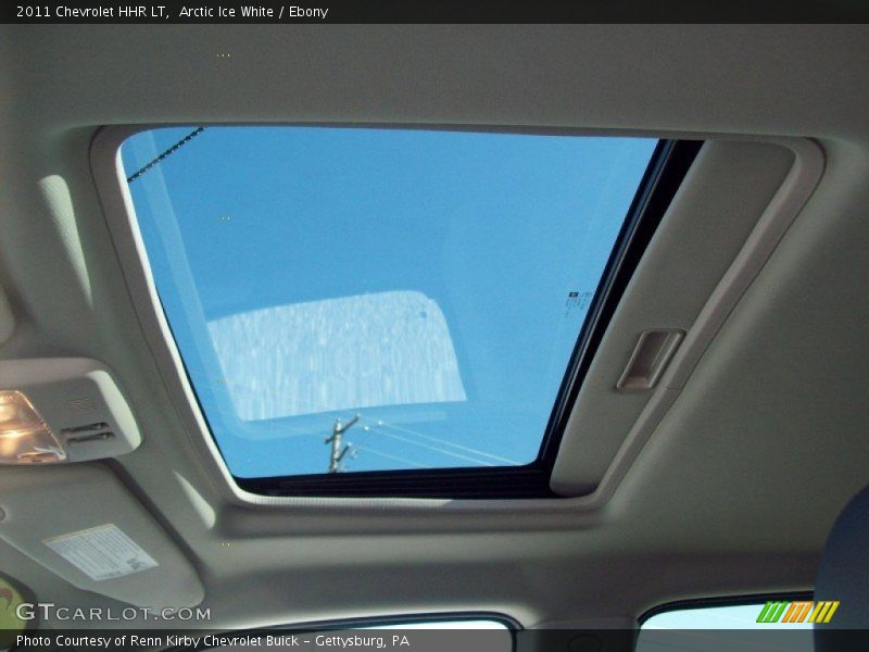 Arctic Ice White / Ebony 2011 Chevrolet HHR LT