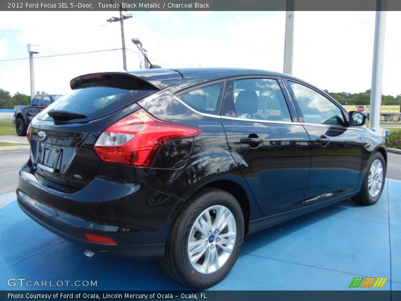  2012 Focus SEL 5-Door Tuxedo Black Metallic