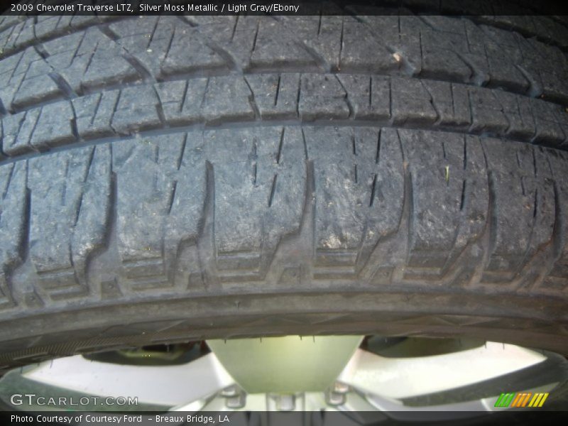Silver Moss Metallic / Light Gray/Ebony 2009 Chevrolet Traverse LTZ