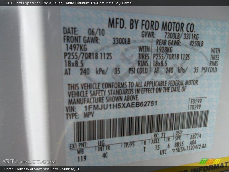 2010 Expedition Eddie Bauer White Platinum Tri-Coat Metallic Color Code UG