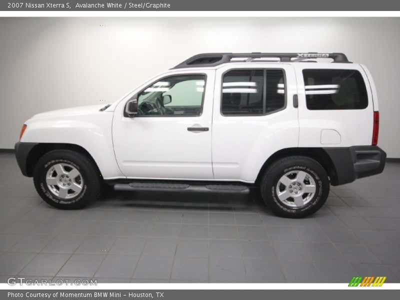 Avalanche White / Steel/Graphite 2007 Nissan Xterra S
