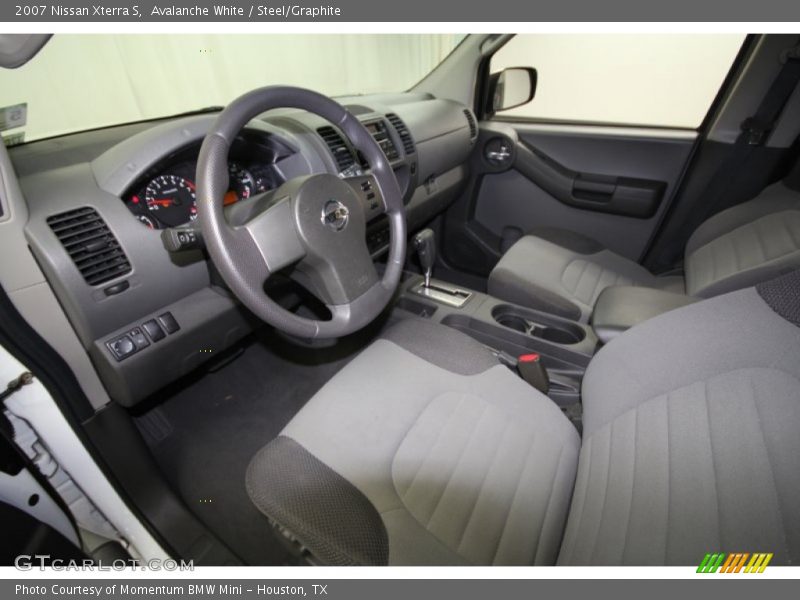 Avalanche White / Steel/Graphite 2007 Nissan Xterra S