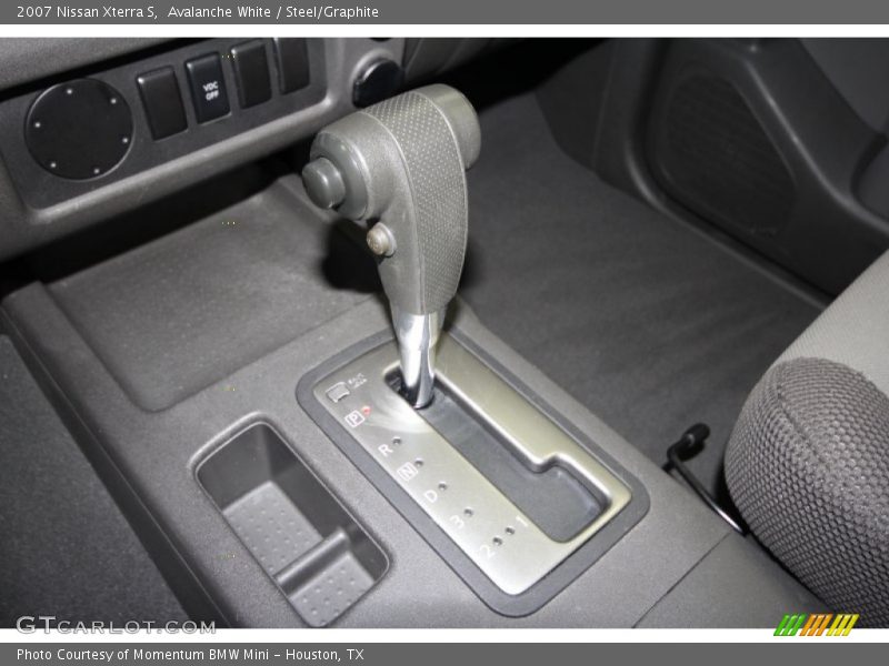 Avalanche White / Steel/Graphite 2007 Nissan Xterra S