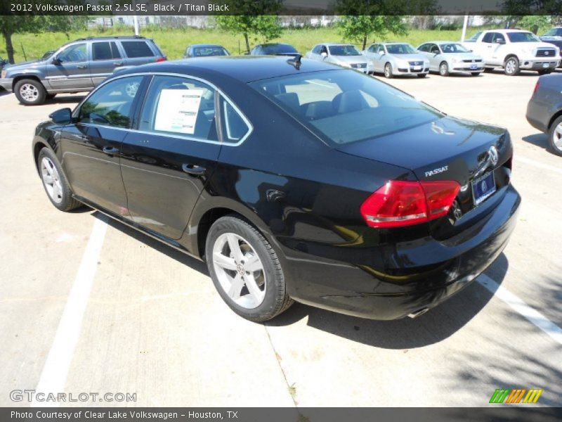 Black / Titan Black 2012 Volkswagen Passat 2.5L SE