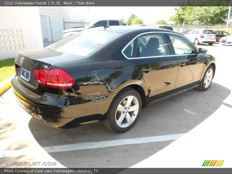 Black / Titan Black 2012 Volkswagen Passat 2.5L SE