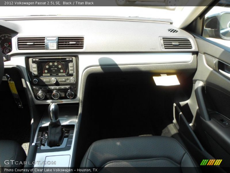 Black / Titan Black 2012 Volkswagen Passat 2.5L SE