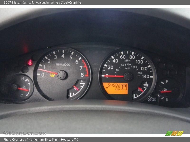 Avalanche White / Steel/Graphite 2007 Nissan Xterra S