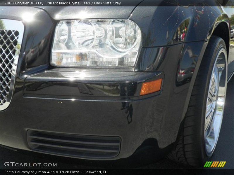 Brilliant Black Crystal Pearl / Dark Slate Gray 2008 Chrysler 300 LX