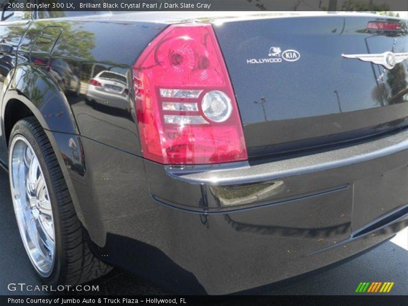 Brilliant Black Crystal Pearl / Dark Slate Gray 2008 Chrysler 300 LX