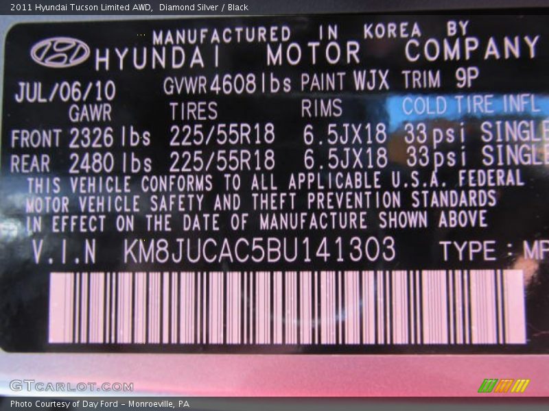 Diamond Silver / Black 2011 Hyundai Tucson Limited AWD