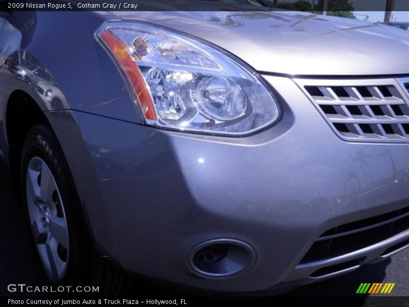 Gotham Gray / Gray 2009 Nissan Rogue S