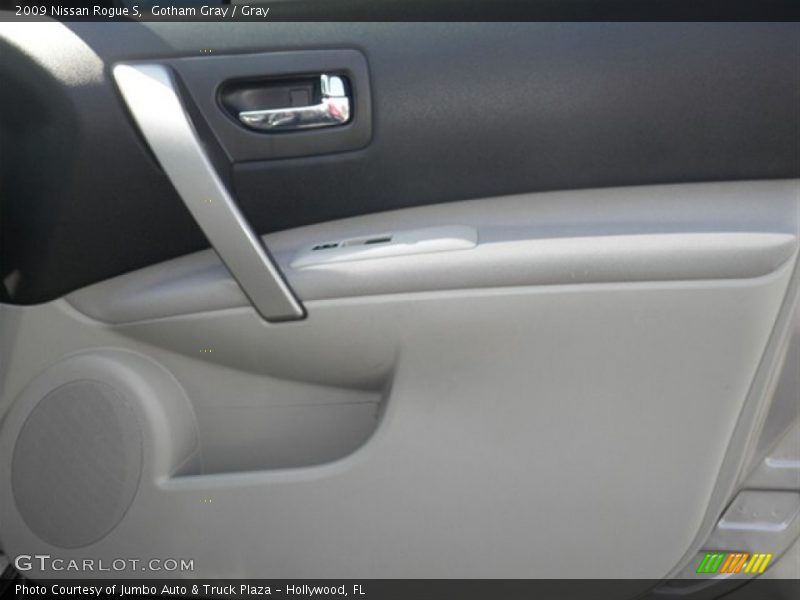 Gotham Gray / Gray 2009 Nissan Rogue S