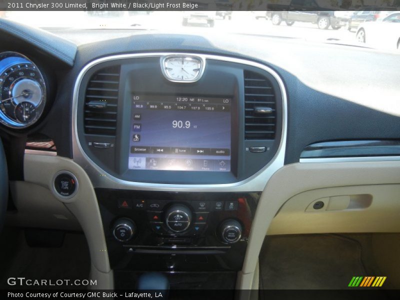 Bright White / Black/Light Frost Beige 2011 Chrysler 300 Limited