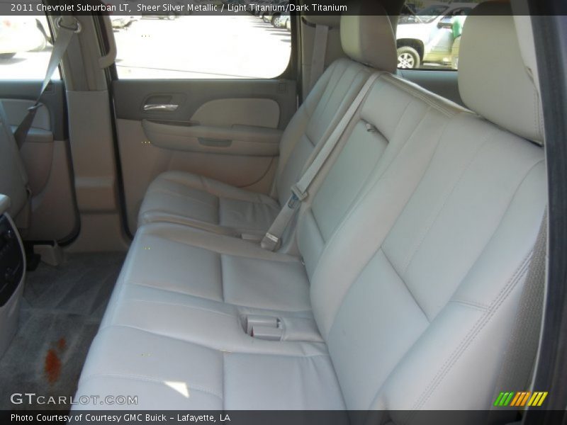 Sheer Silver Metallic / Light Titanium/Dark Titanium 2011 Chevrolet Suburban LT