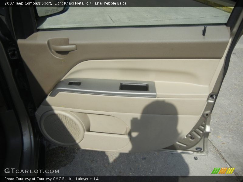 Light Khaki Metallic / Pastel Pebble Beige 2007 Jeep Compass Sport