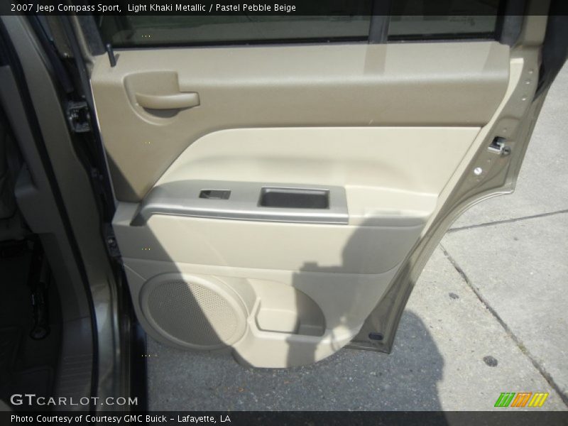 Light Khaki Metallic / Pastel Pebble Beige 2007 Jeep Compass Sport
