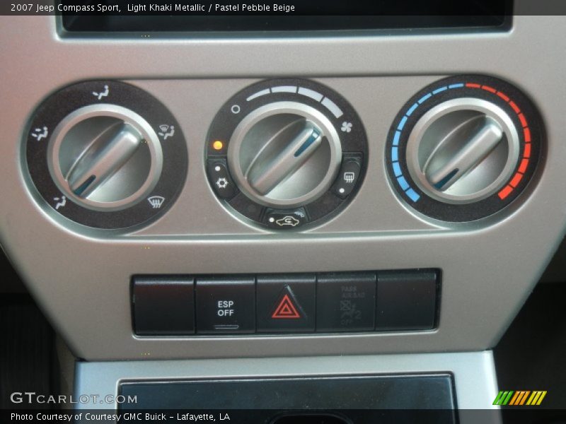 Light Khaki Metallic / Pastel Pebble Beige 2007 Jeep Compass Sport
