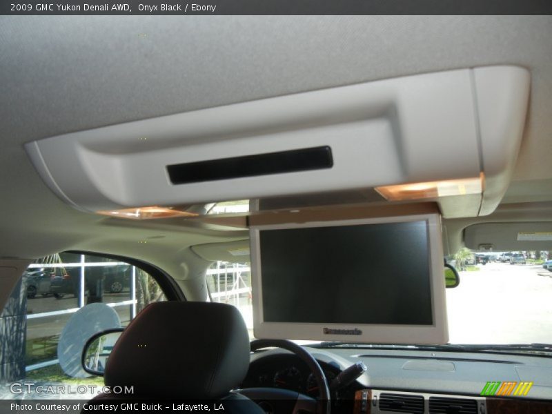 Onyx Black / Ebony 2009 GMC Yukon Denali AWD