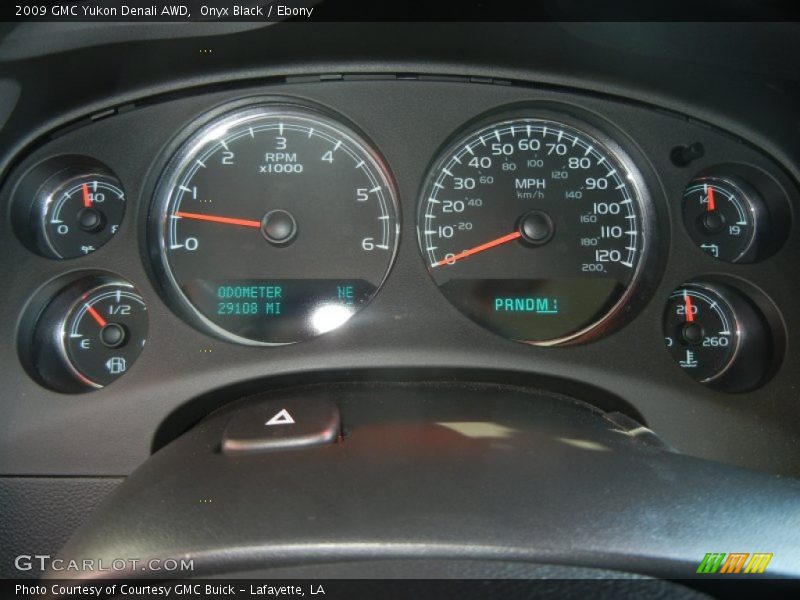 Onyx Black / Ebony 2009 GMC Yukon Denali AWD