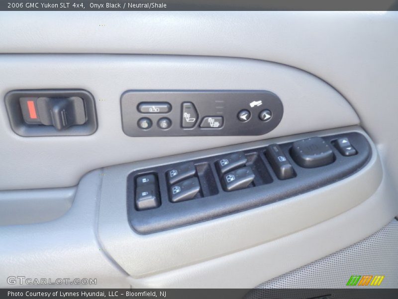 Onyx Black / Neutral/Shale 2006 GMC Yukon SLT 4x4