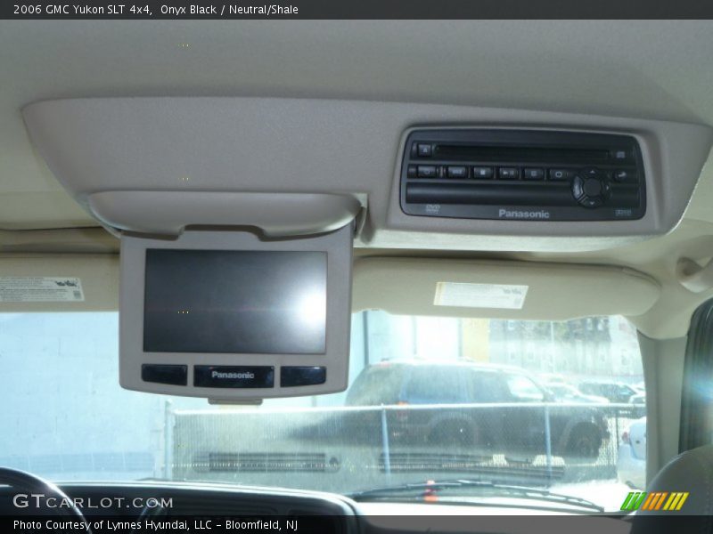 Onyx Black / Neutral/Shale 2006 GMC Yukon SLT 4x4